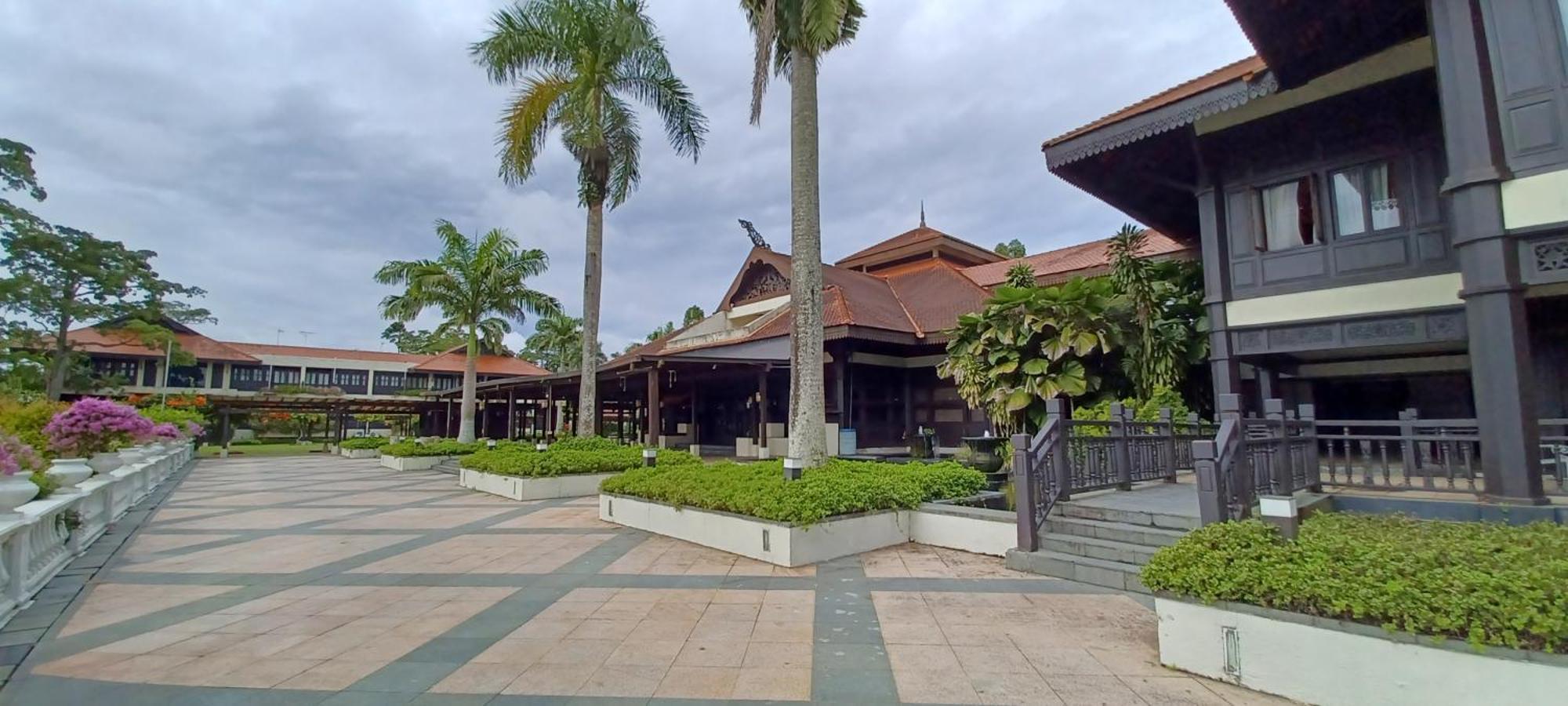 Classical Romantic Pulai Springs Hotell Skudai Rum bild